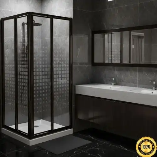 Panel de mampara de acrílico translúcido en color negro, utilizado como separador decorativo.