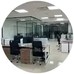 Diseño de mamparas para oficina, divisorias de espacios de trabajo con privacidad acústica en Córdoba