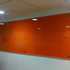 Pizarrón de Vidrio Templado Naranja para Oficinas en Leon Pizarrón moderno de vidrio templado de color naranja para salas de juntas y oficinas en Leon, Guanajuato